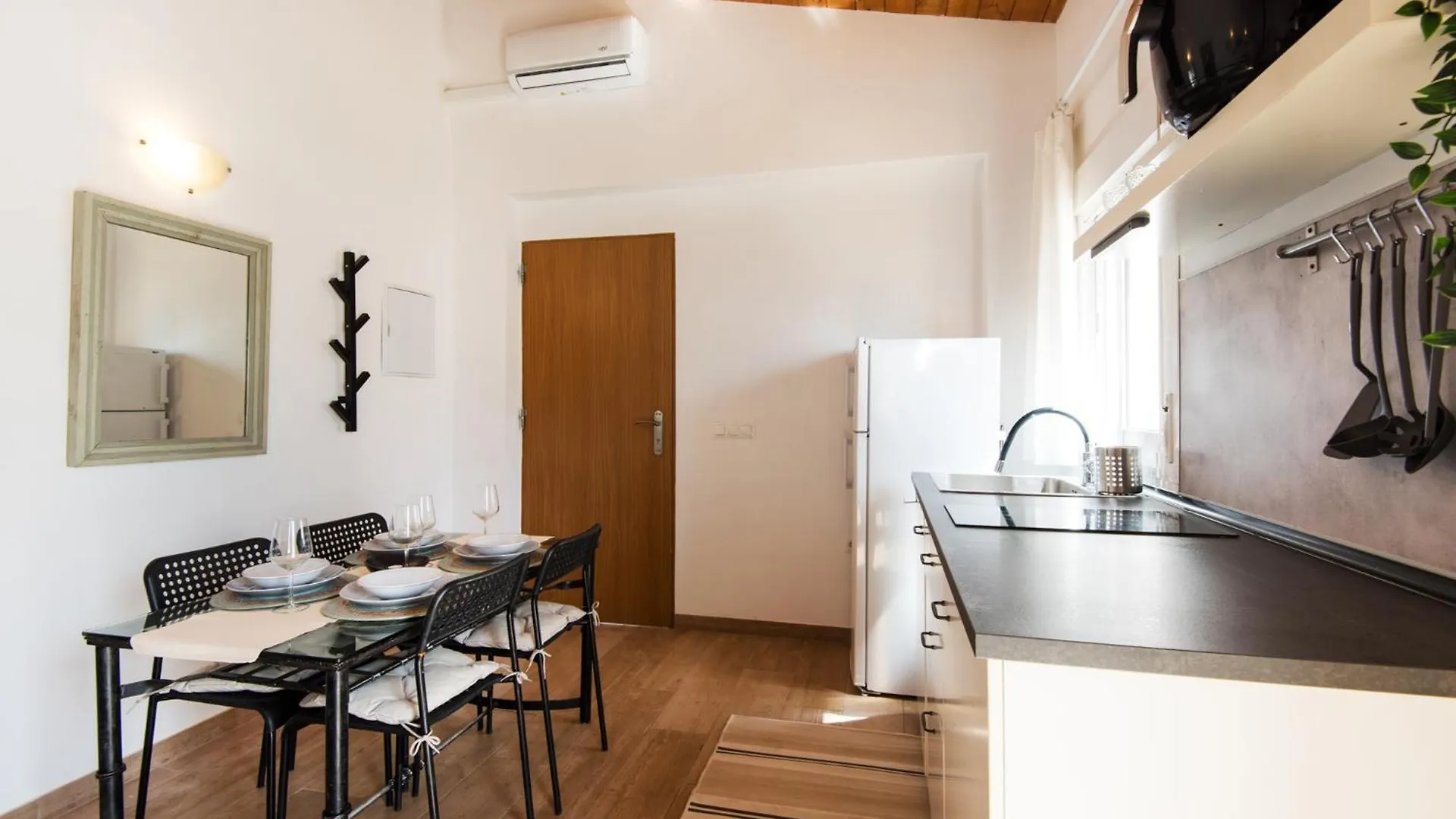 아파트 House-Style Apartament With Private Garden Next To Torremolinos Beaches 말라가